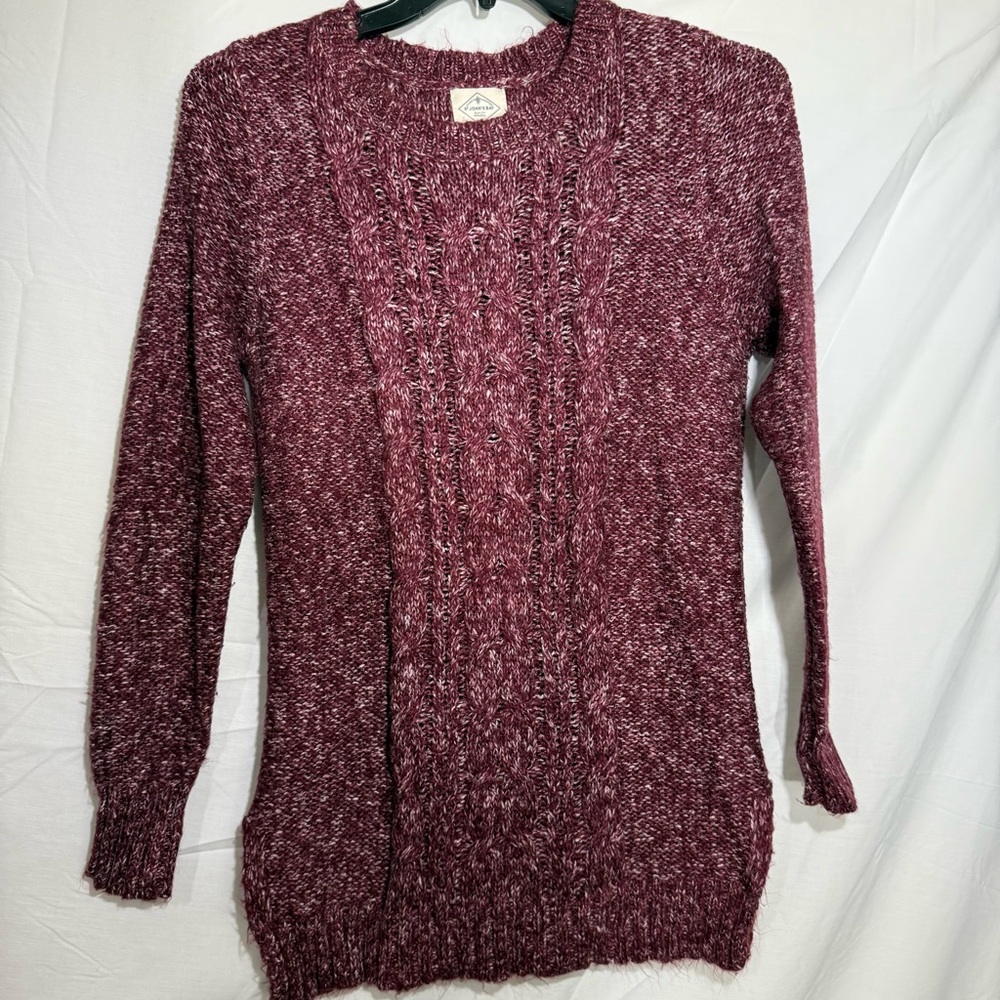 St. John's Bay Burgundy/White Marbled Cable Knit Sweater Size Medium